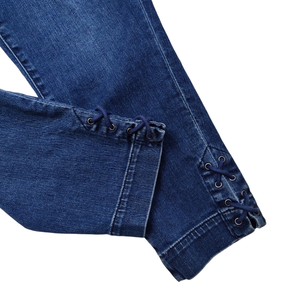 TALBOTS Flawless Five Pocket Cropped Capri Jeans Size 4P String Accent Casual - Picture 7 of 11